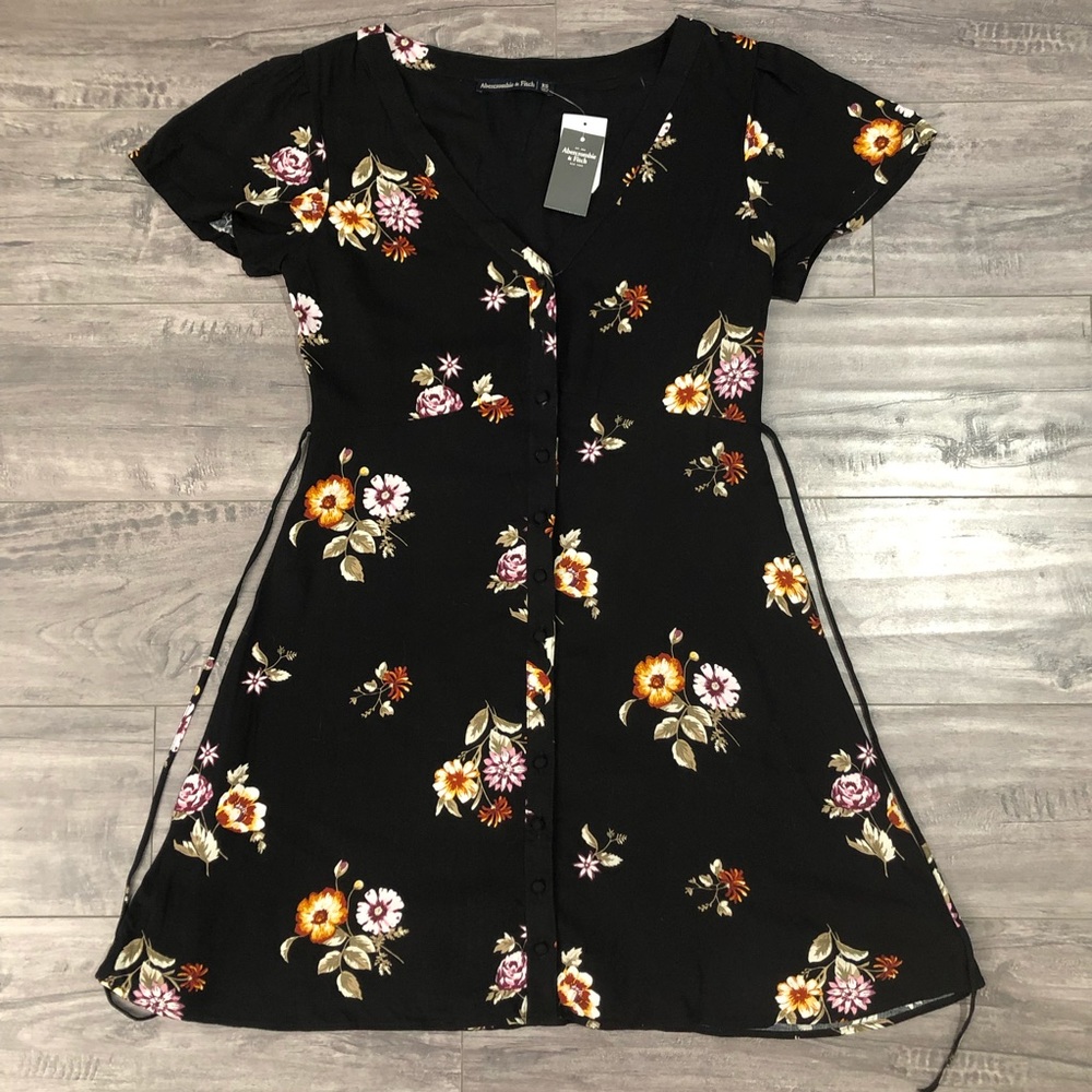 NWT Abercrombie & Fitch Floral Tunic